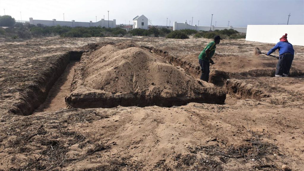 Ougat Bouers foundations dickedound