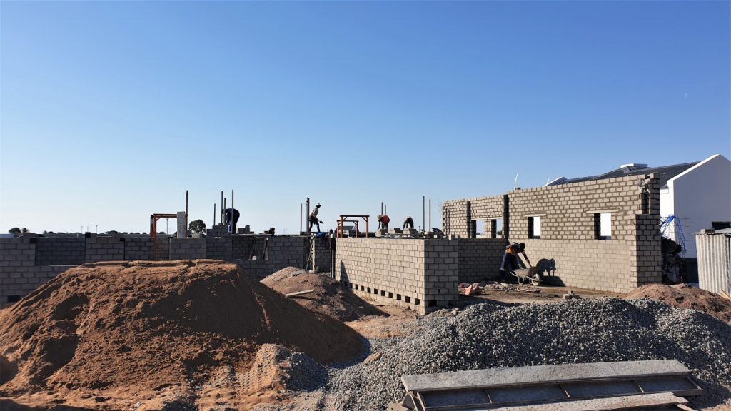 Ougat Bouers house walls staring to come up