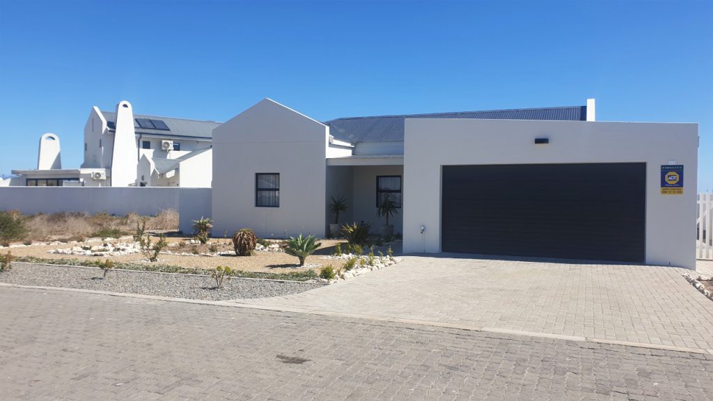 Ougat Bouers front view of completed house